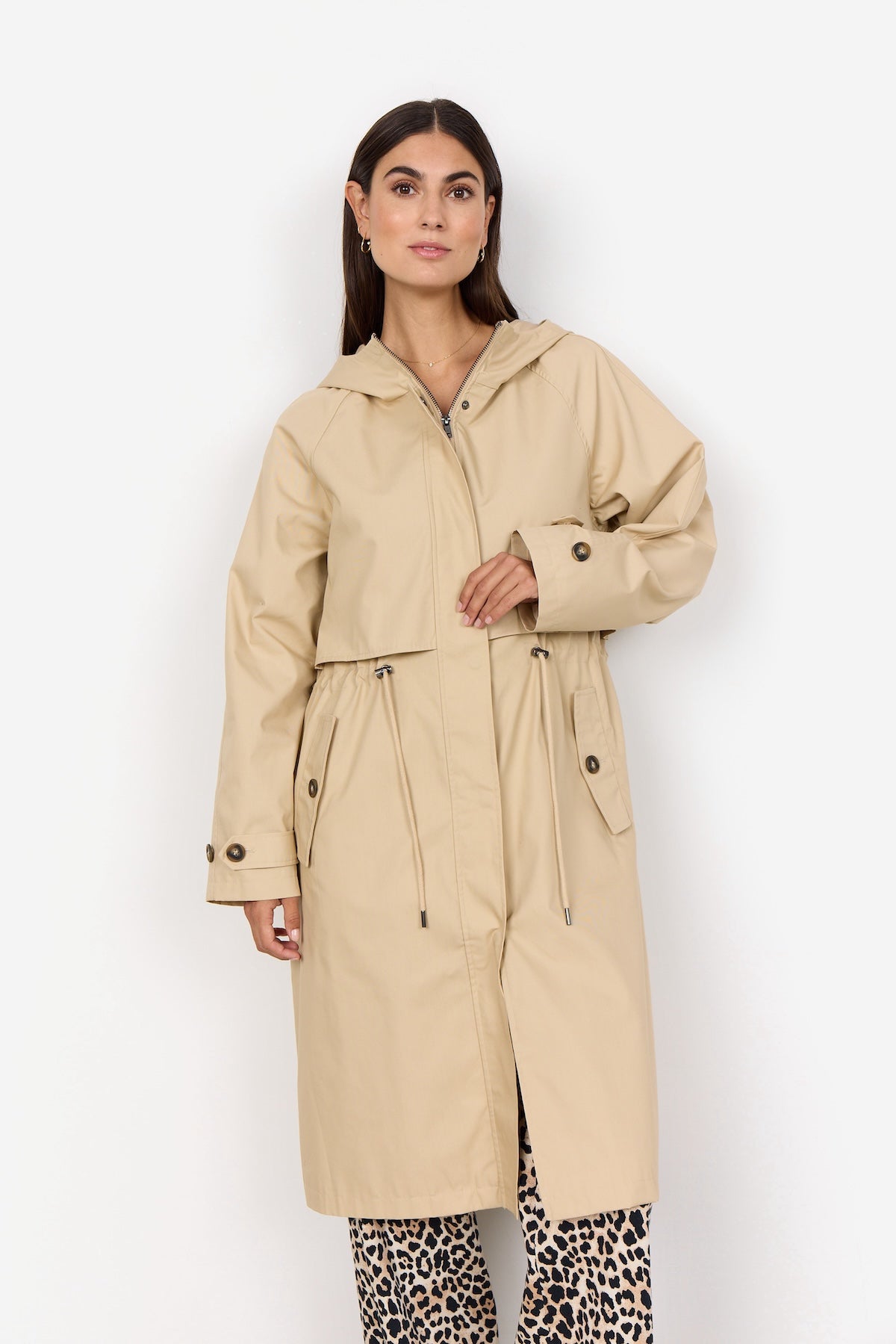 Lora-17 Raincoat