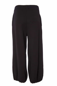 Wide leg trouser with tuck hem detail