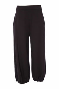 Wide leg trouser with tuck hem detail
