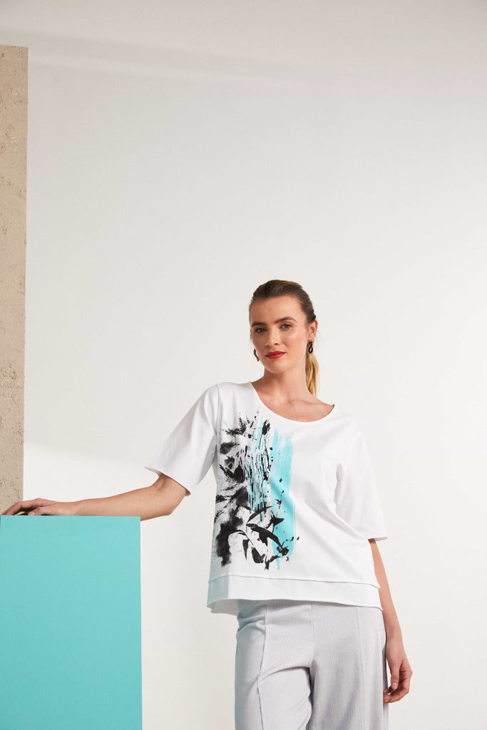 Placement print t shirt with colour detail