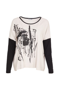 Placement print top/contrast sleeve