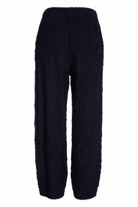 Embossed knit soft pull up trouser